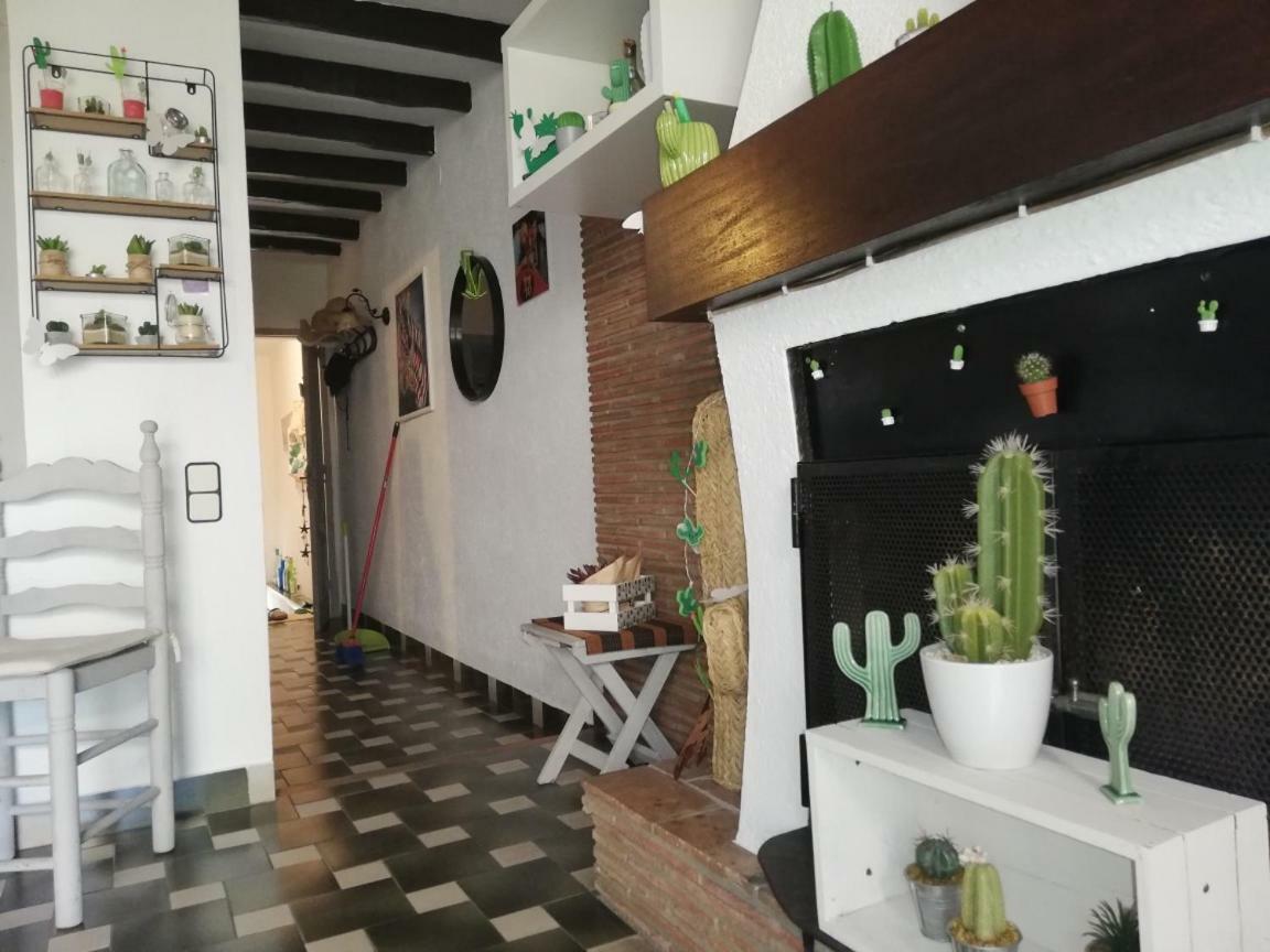 Can Cactus Garriguella Exteriör bild